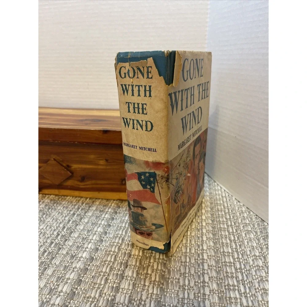 Vintage Gone With‎ The Wind Hardcover Book By Margaret Mitchell